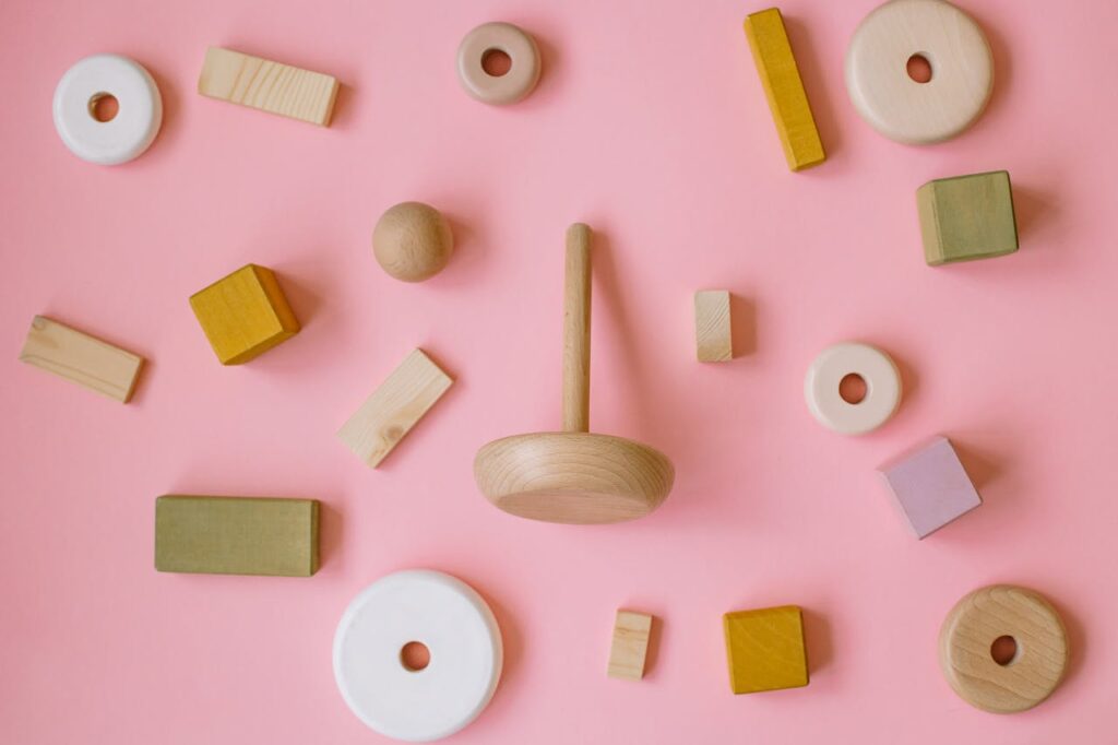 waarom houten speelgoed zo goed is voor kinderen